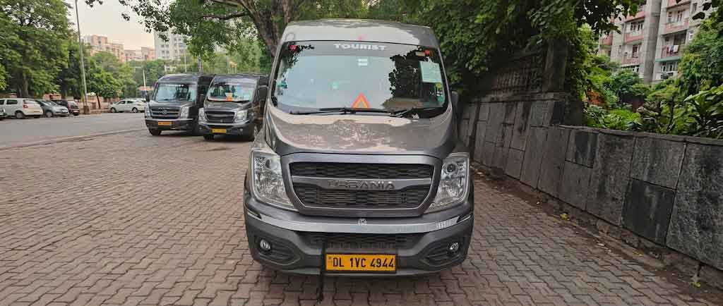 13 seater Urbania